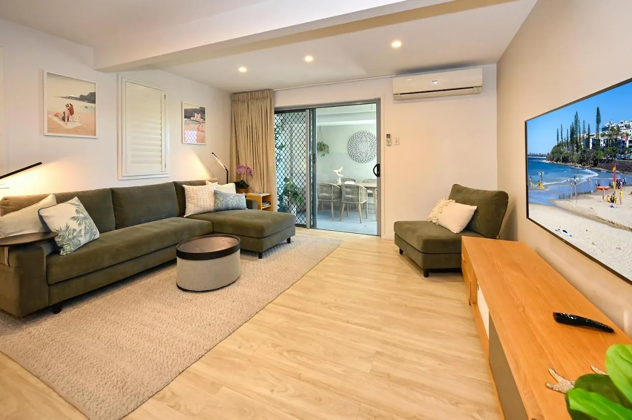 Stylish 2 B/R Apartment - 4 Guests, Garage Zc5 Alexandra Headland 0*,